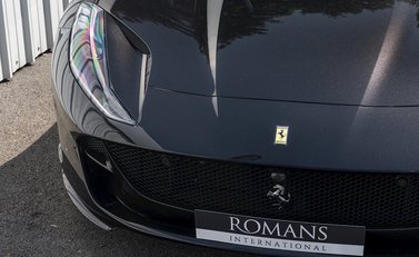 Ferrari 812 Superfast 23