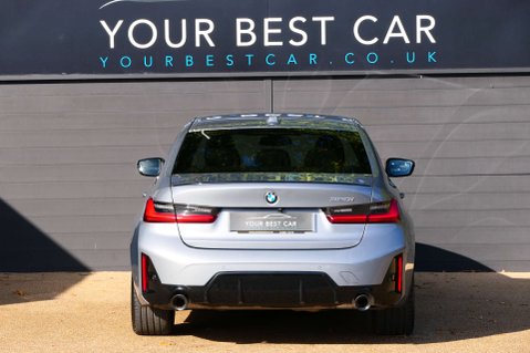 BMW 3 Series 2.0 320i M Sport Auto 4dr 33