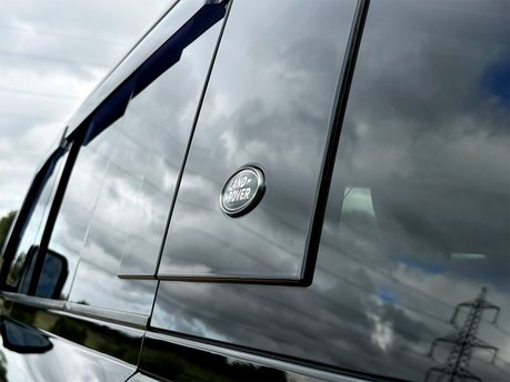 Land Rover Defender V8 35