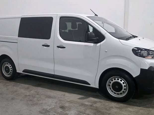 Citroen Dispatch CITROEN DISPATCH XL DIESEL 2.0 Blue HDi145ps Crewvan Enterprise 3