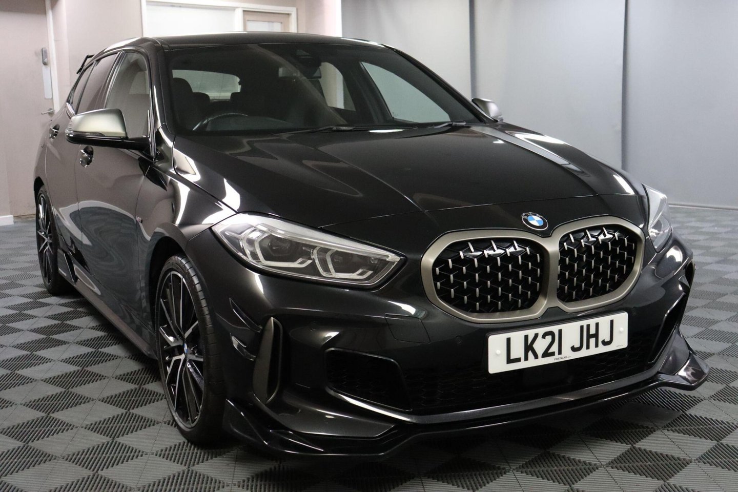 2021 BMW 1 Series — image 27