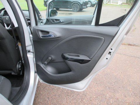 Vauxhall Corsa 1.4i ecoTEC SE Nav Euro 6 5dr 39