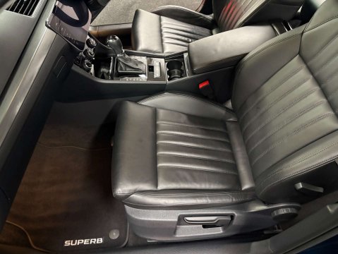Skoda Superb 2.0 Superb SE L Executive TDI Semi-Auto 5dr 46