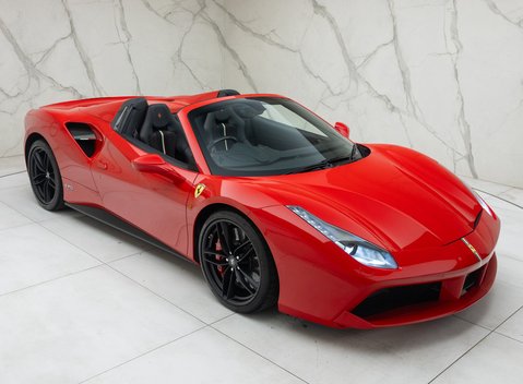 Ferrari 488 SPIDER 11