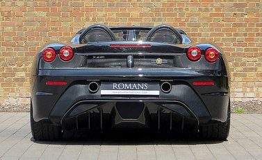 Ferrari 430 Scuderia Spider 16M 10