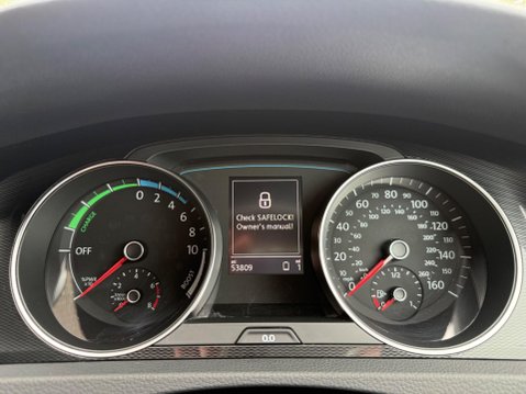 Volkswagen Golf 1.4 TSI 8.7kWh GTE DSG Euro 6 (s/s) 5dr 27
