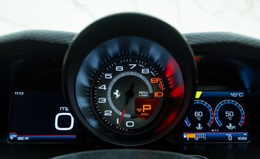 Ferrari 812 Superfast 19