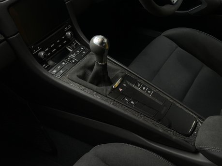 Porsche 718 Cayman CAYMAN GTS 53