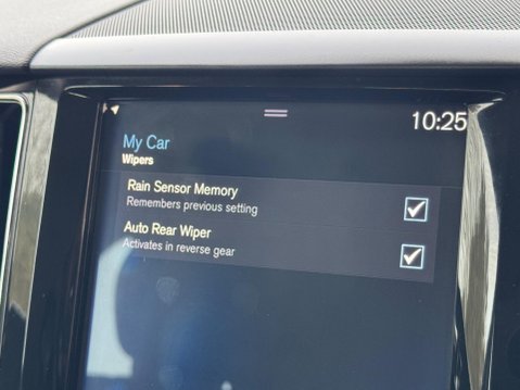 Volvo XC60 2.0 D4 Momentum SUV 5dr Diesel Auto AWD Euro 6 (s/s) (190 ps) 27