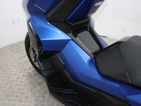 Honda ADV 350 ADV 350 A-R 36