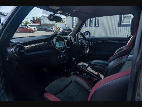 Mini Hatch 2.0 John Cooper Works 3dr 9