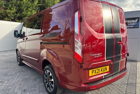 Ford Transit Custom 320 L1 Sport 185 ps DCIV 2