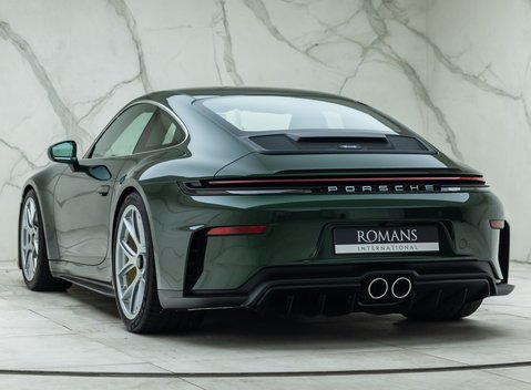 Porsche 911 GT3 TOURING (992.2) 10