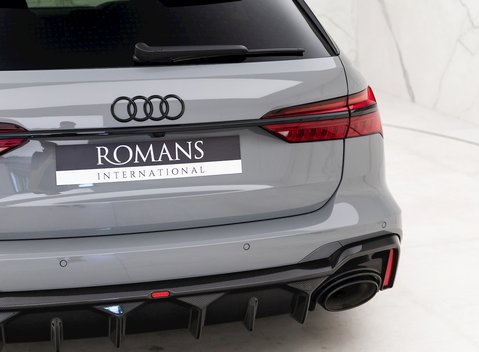 Audi RS6 Avant Carbon Black Urban 25