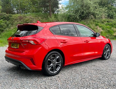 Ford Focus 1.5 Focus ST-Line TDCi 5dr 3