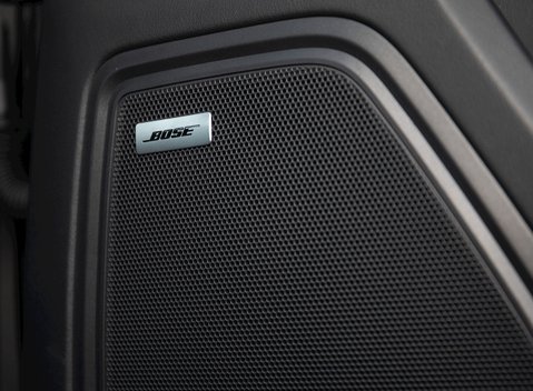 Porsche Macan Turbo 23