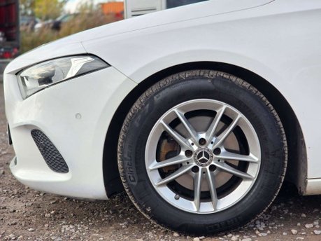 Mercedes-Benz A Class 1.5 A180d SE (Executive) Hatchback 5dr Diesel 7G-DCT Euro 6 (s/s) (116 ps) 31