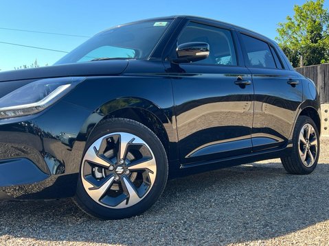 Suzuki Swift 1.2 Hybrid ULTRA 15