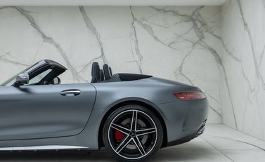 Mercedes-Benz Amg GT C Roadster 35