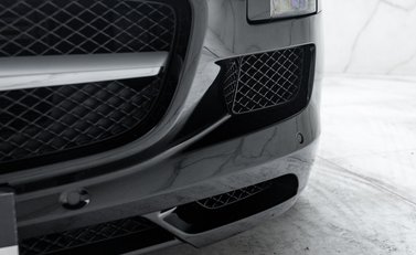 Mercedes-Benz SLS AMG 40