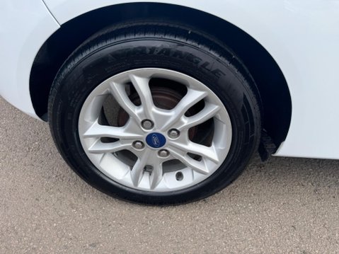 Ford Fiesta 1.25 Zetec Euro 5 3dr 14