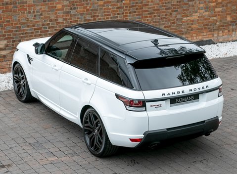 Land Rover Range Rover Sport 3.0 SDV6 HSE Dynamic 9