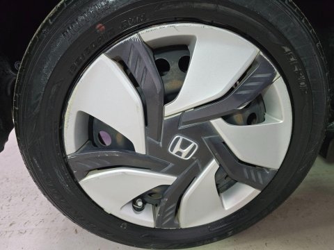 Honda Fit /Jazz 1.5 Hybrid 37
