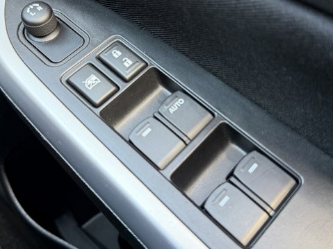 Suzuki Vitara 1.6 SZ-T 5dr 35