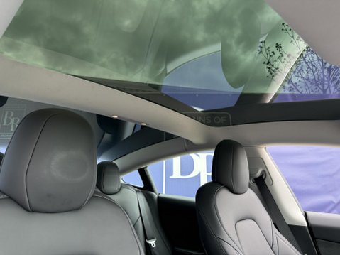 Tesla Model 3 Saloon 4dr Electric Auto RWD (241 bhp) 44