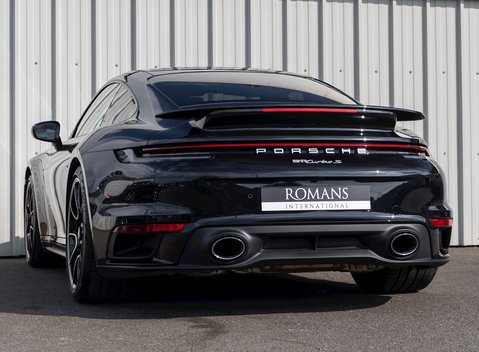 Porsche 911 (992) Turbo S 3