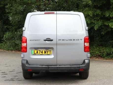 Peugeot Expert Expert 100kW 75kWh Professional Van Auto 10