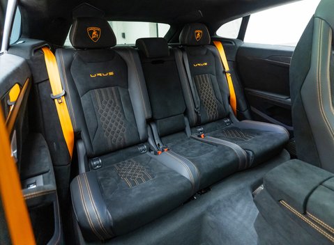 Lamborghini Urus Performante 15