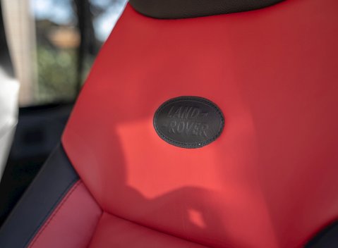 Land Rover Defender 90 TD XS Station Wagon 23