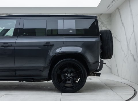 Land Rover Defender 110 V8 P525 39