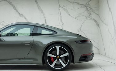 Porsche 911 Carrera S (992) 31