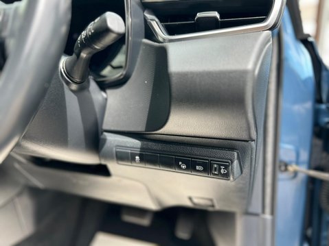Toyota Corolla ICON TECH 44