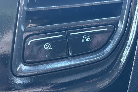 Ford Transit 350 Srw L4 130 ps Luton with Tail Lift 24