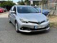 Toyota Auris VVT-I BUSINESS EDITION TSS 17