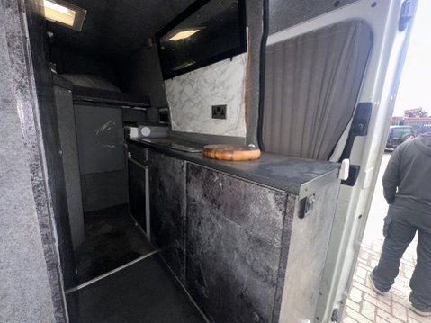 Mercedes-Benz Sprinter 311 RACE VAN PROJECT RACE TRUCK CAMPERVAN STARTS AND DRIVES 12