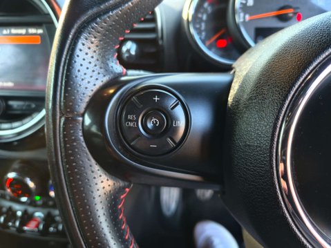 Mini Clubman 2.0 Clubman Cooper SD 6dr 47