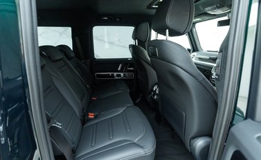 Mercedes-Benz G Class G400d AMG LINE PREMIUM PLUS 15
