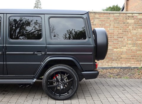 Mercedes-Benz G Series AMG 463 Edition 22