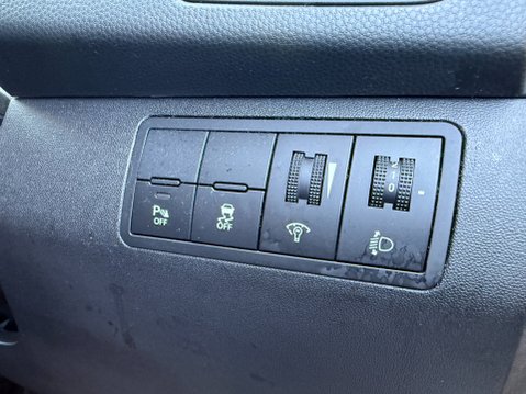 Kia Venga 4 AUTOMATIC 37
