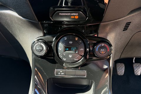 Ford Fiesta TITANIUM,,FORD SYNC,.ONLY £20;00 R:TAX,,STUNNING EXAMPLE  19
