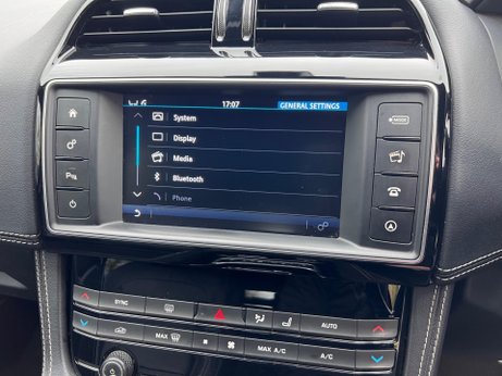 Jaguar F-Pace 2.0 D180 R-Sport Auto AWD Euro 6 (s/s) 5dr 68