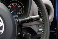 Toyota Yaris VVT-I ICON TECH 18