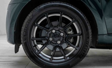 Smart Fortwo Coupe RACING GREEN EDITION 32