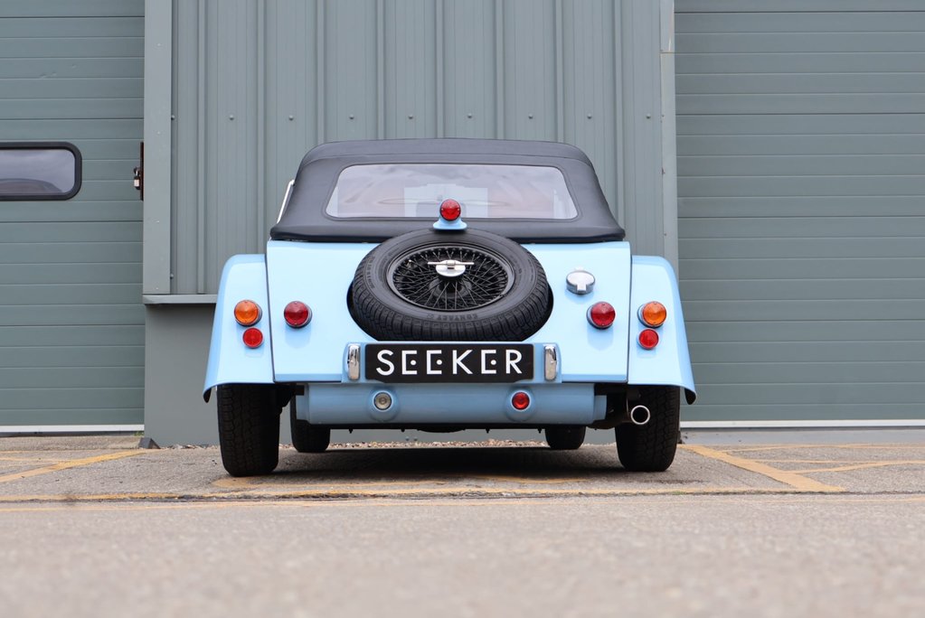 Morgan 4/4 4300 miles from new stored in a heated garage  STUNNING COLOUR COMBO 11