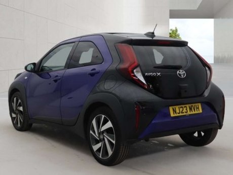 Toyota Aygo X 1.0 Aygo X Edge VVT-i 5dr 3
