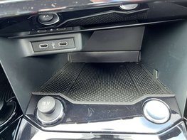 Volkswagen T-Roc 1.5 T-Roc R-Line TSI Semi-Auto 5dr 48